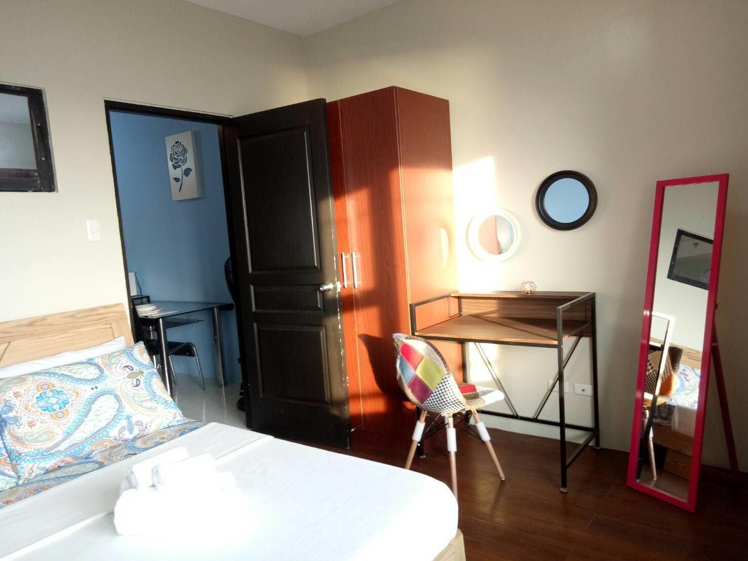 เซเรนาส์ เฮาส์ Apartment มะนิลา ภายนอก รูปภาพ