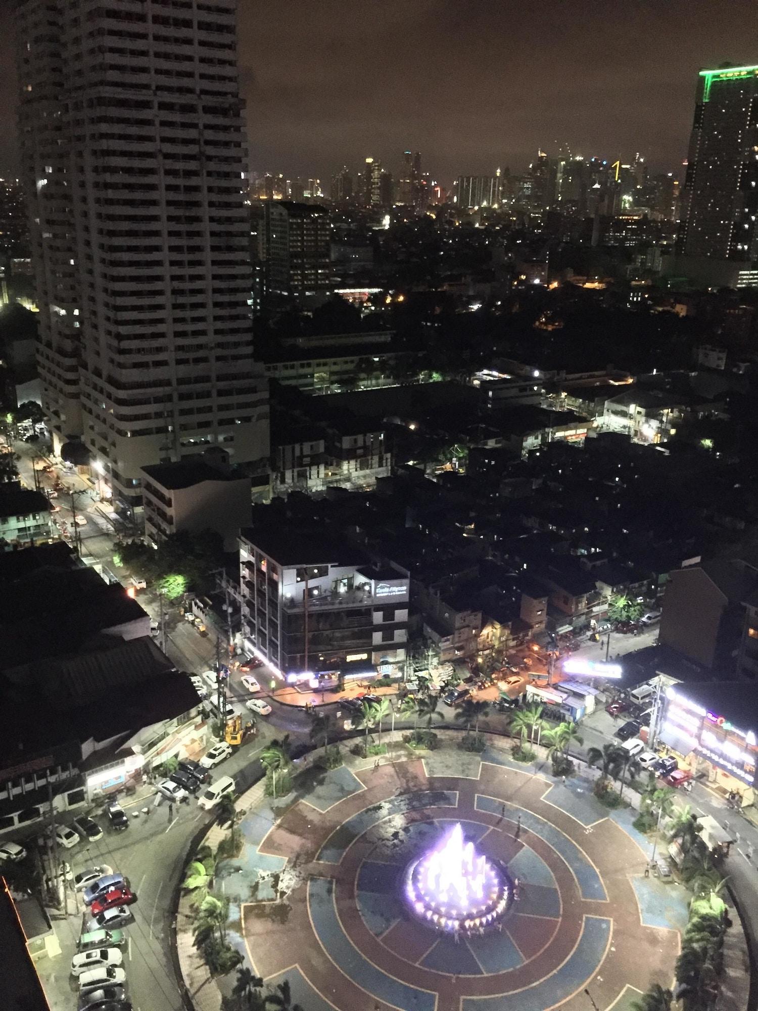 เซเรนาส์ เฮาส์ Apartment มะนิลา ภายนอก รูปภาพ