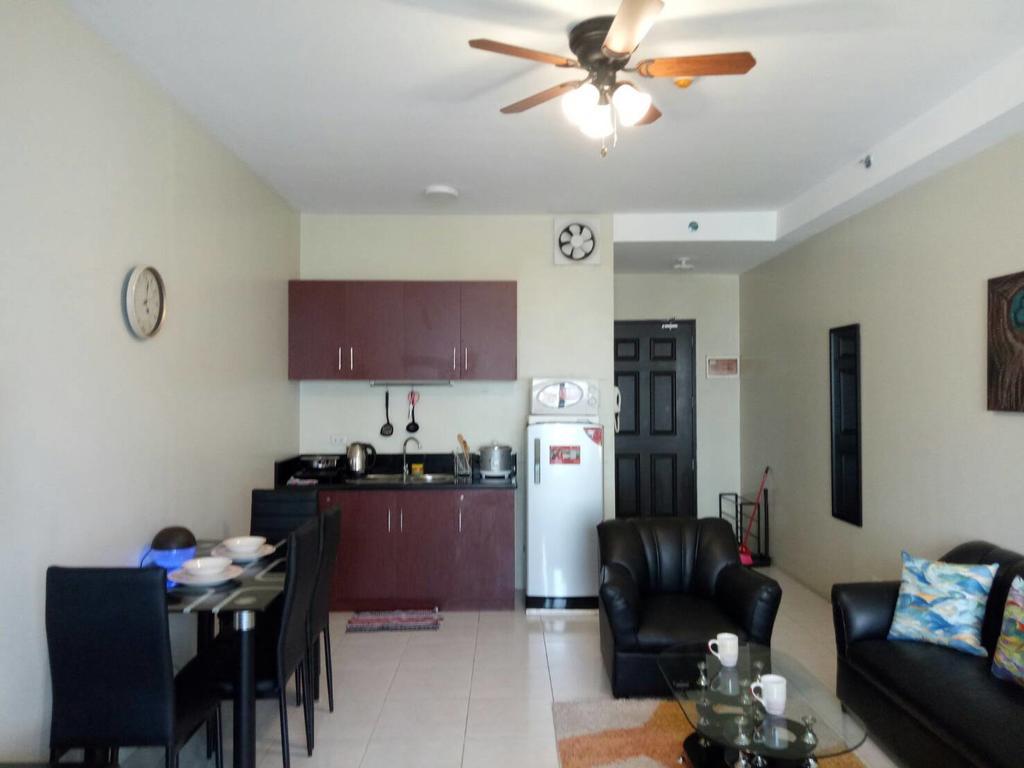เซเรนาส์ เฮาส์ Apartment มะนิลา ภายนอก รูปภาพ