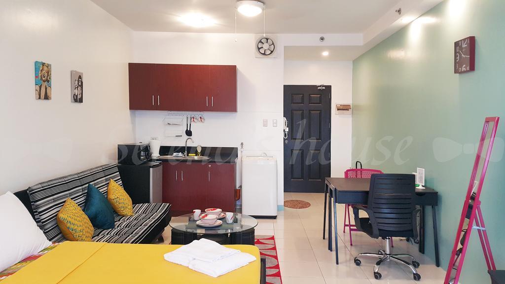เซเรนาส์ เฮาส์ Apartment มะนิลา ภายนอก รูปภาพ