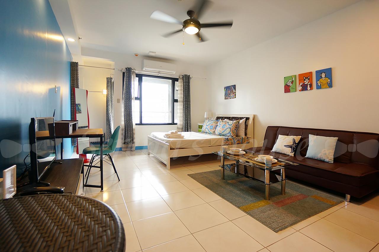 เซเรนาส์ เฮาส์ Apartment มะนิลา ภายนอก รูปภาพ