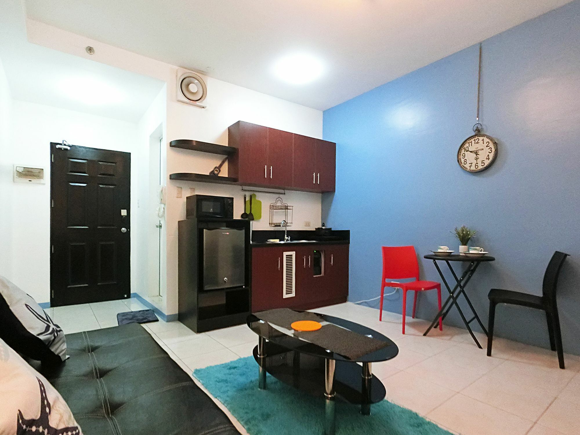 เซเรนาส์ เฮาส์ Apartment มะนิลา ภายนอก รูปภาพ